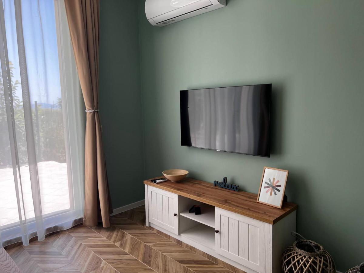 Las Brisas Garden Apartment Burgas ภายนอก รูปภาพ